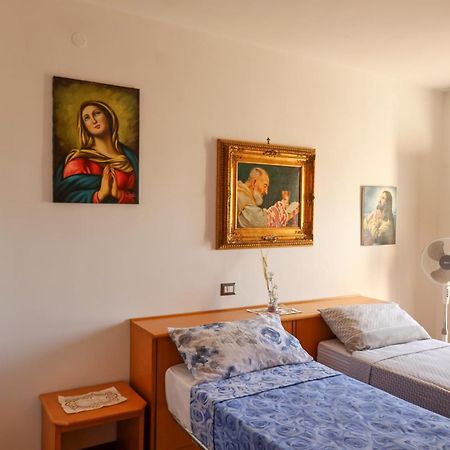 Hostel San Mercurio Toro Esterno foto