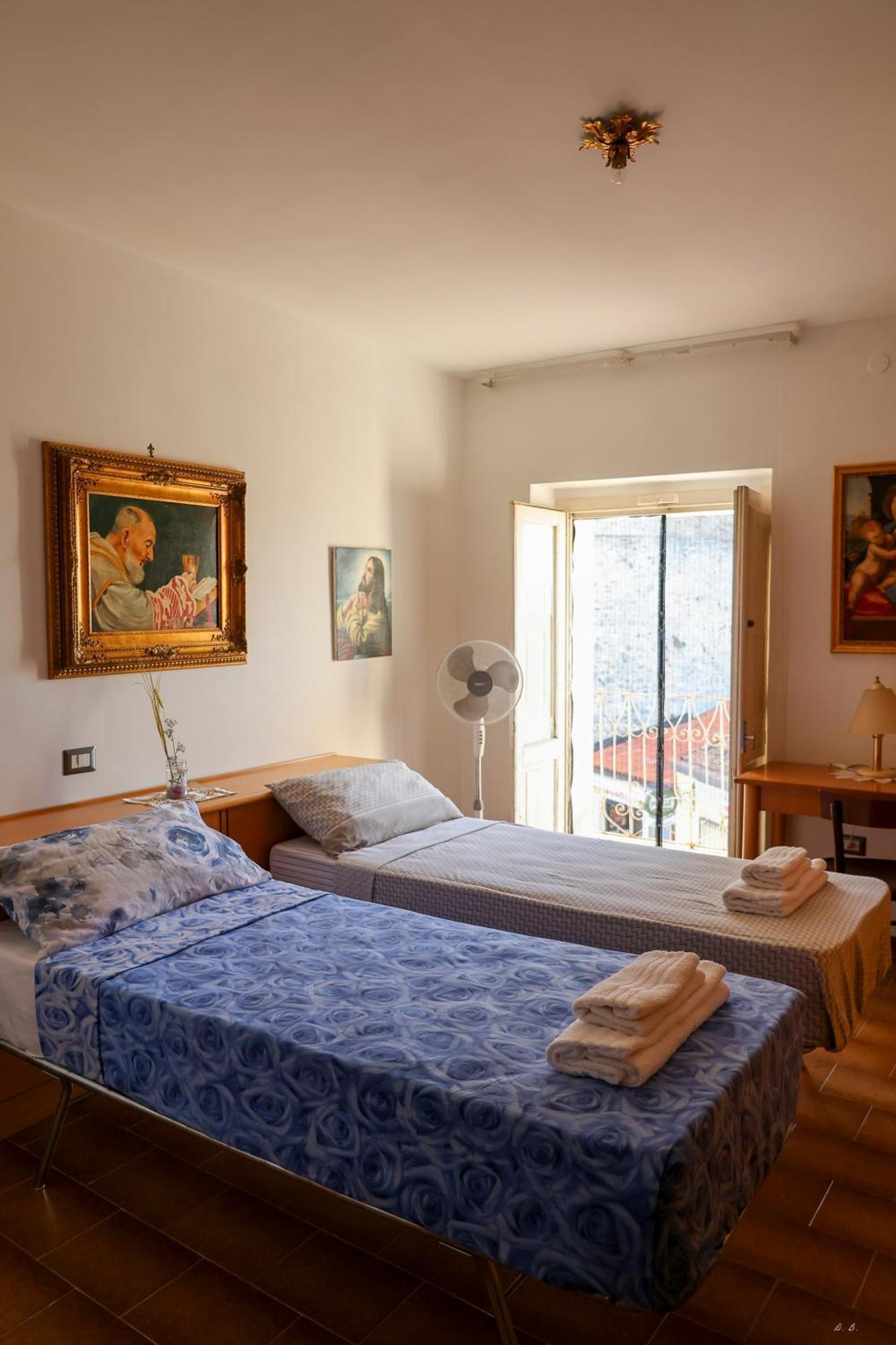 Hostel San Mercurio Toro Esterno foto